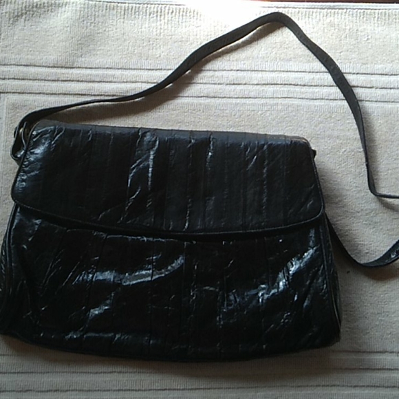 Phoenix Handbags - Vintage EEL leather purse